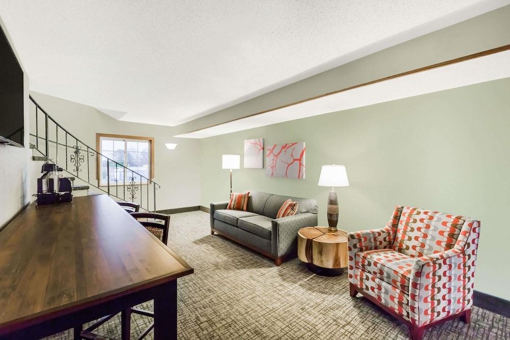 Hotel Wyndham Garden Ankeny Extérieur photo